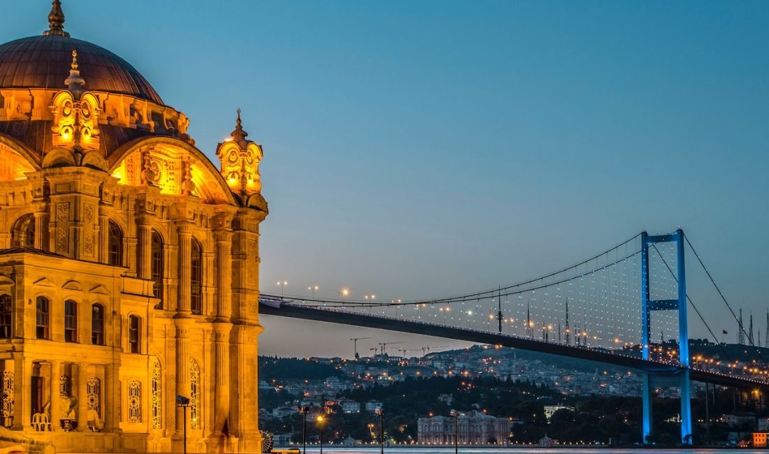 Boğaz manzarası fotoğrafları insanı uzaklara götürüyor