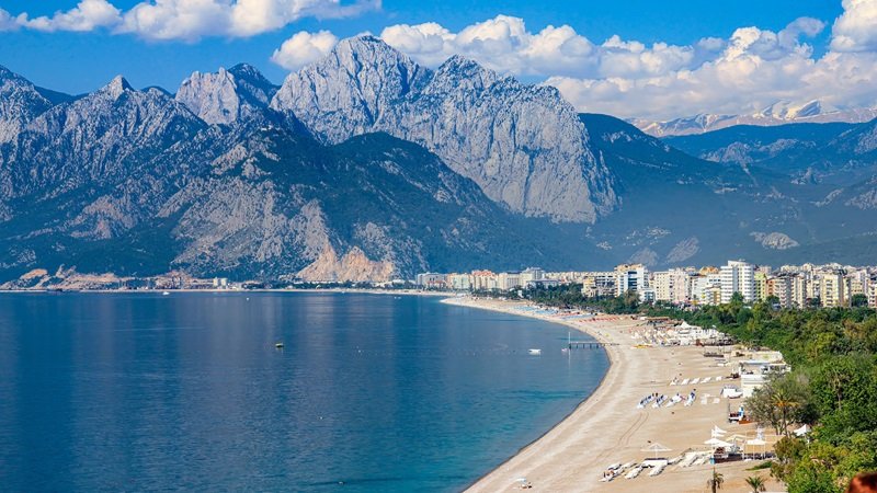 Antalya’da Nerede Tatil Yapılır? Kaş, Kemer ve Side Detaylı Rehber