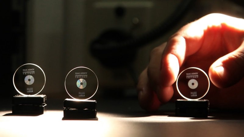 Camın İçine Terabaytlarca Veri Saklamak: 5D Optik Depolama Nasıl Çalışıyor?