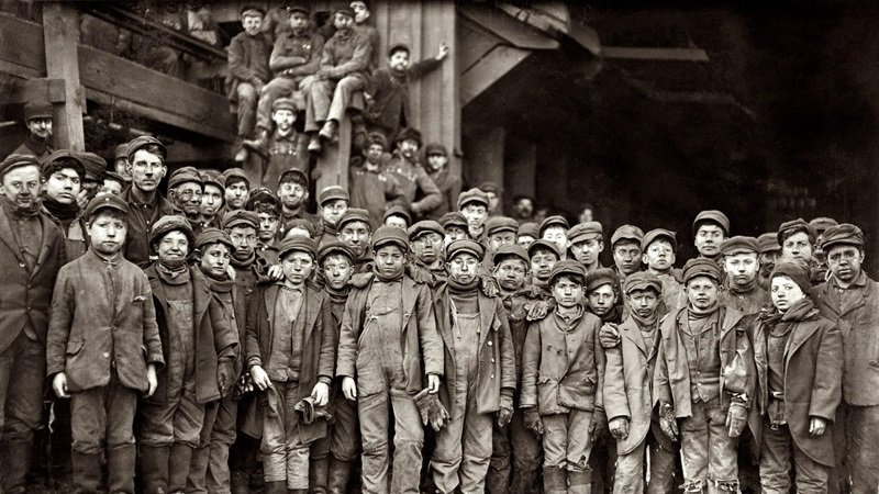Çocuk İşçiler: Sanayi Devrimi’nden Lewis Hine’ın Fotoğraflarına