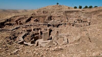 Göbekli Tepe: Tarihin Bilinen En Eski Anıtsal Tapınağı