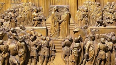 Lorenzo Ghiberti’nin Cennetin Kapıları: Michelangelo’yu Etkileyen Rönesans Şaheseri